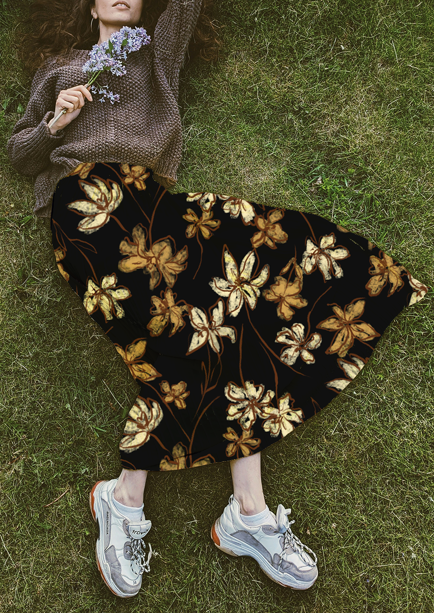 0825A- 90s Grungy Floral on Black Ground