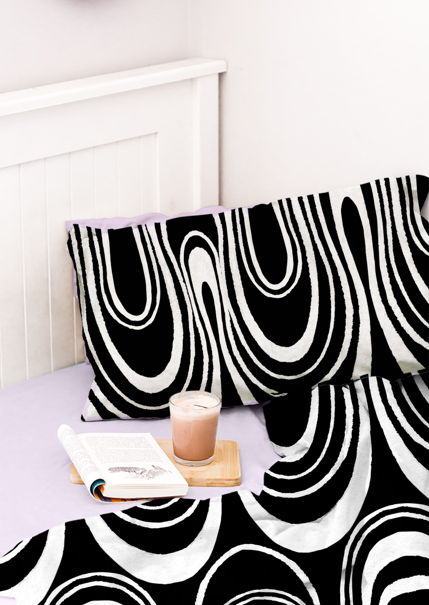 0894C- Black and White Optical Wavy Stripes