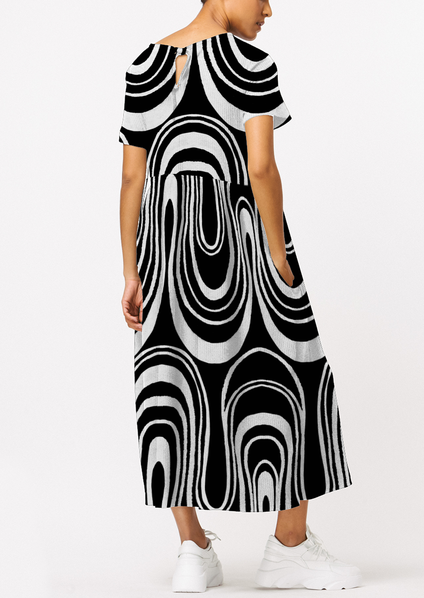 0894C- Black and White Optical Wavy Stripes