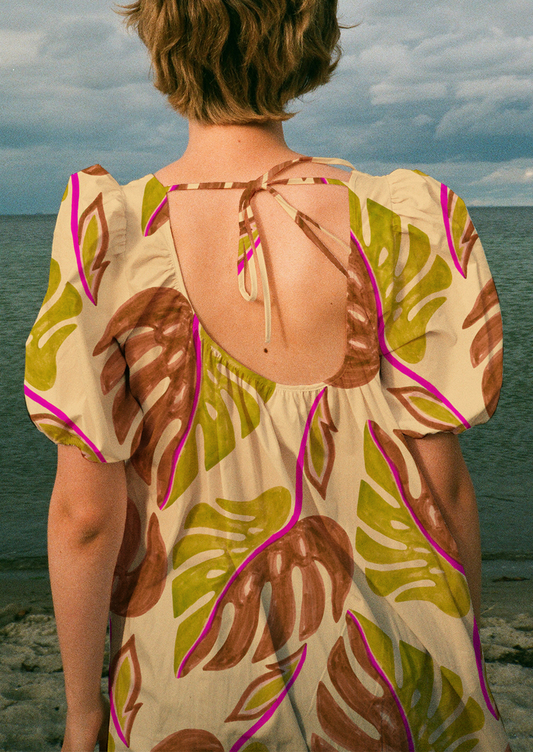 0906F- Coral, Brown and Green Monstera